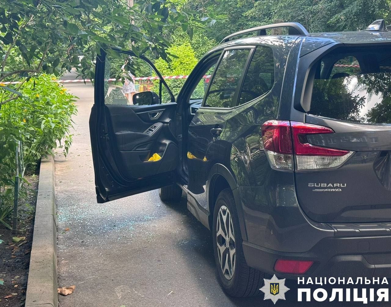 Під час замаху Айдос Садиков сидів у своїй машині з дружиною / © Поліція Києва / Facebook