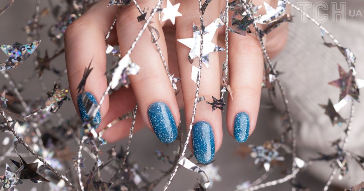 Овально-квадратна форма нігтів