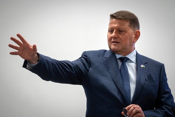 Залужный сделал важное заявление о "культе войны" в школах