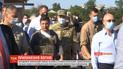 Зеленський зустрівся з журналістами на КПП у Станиці Луганській, аби обговорити припинення вогню