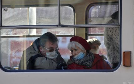 В Украине немного уменьшился показатель заболеваемости: за сутки обнаружили около 12 тысяч больных
