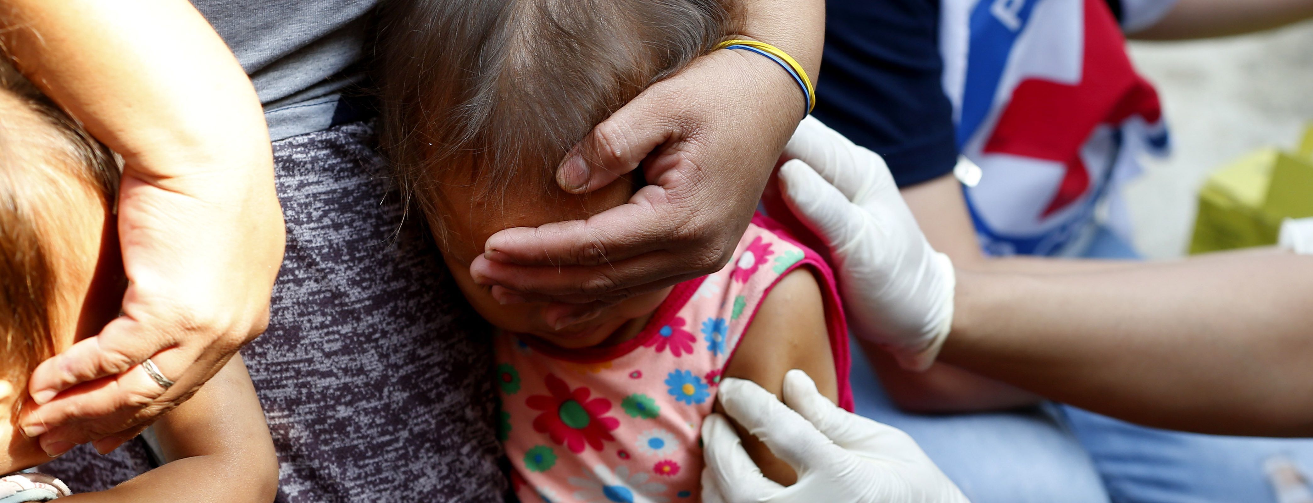 В Самоа на фоне масштабной кампании против вакцинации полсотни детей умерли от кори