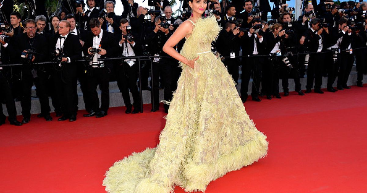 Сонам Капур в Elie Saab Couture