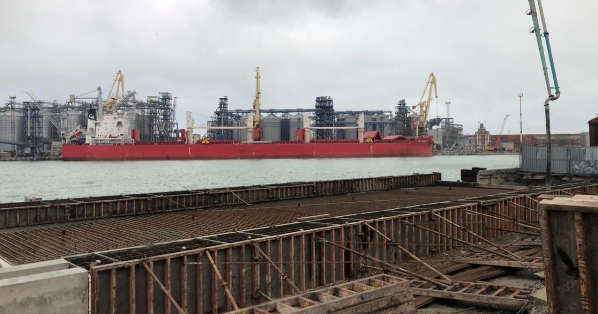 Афера на 55 млн: детали обысков, которые происходят в Одесском порту