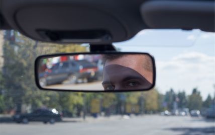 У Польщі двоє чоловіків переслідували і напали на 26-річного українця через його національність