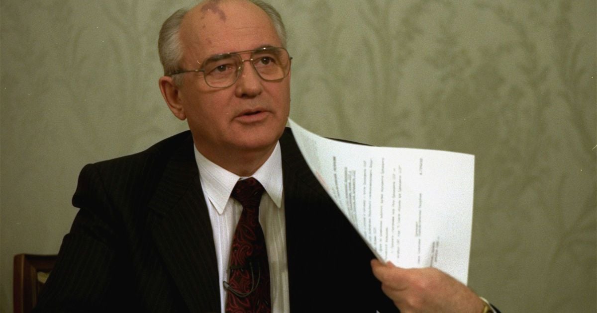 Фигура неоднозначна и часто противоречива: плюсы и минусы политики эпохи Горбачева