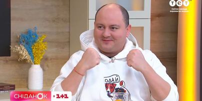 Юрий Ткач о новом сезоне "Лиги смеха", отключении света и поездке на передовую