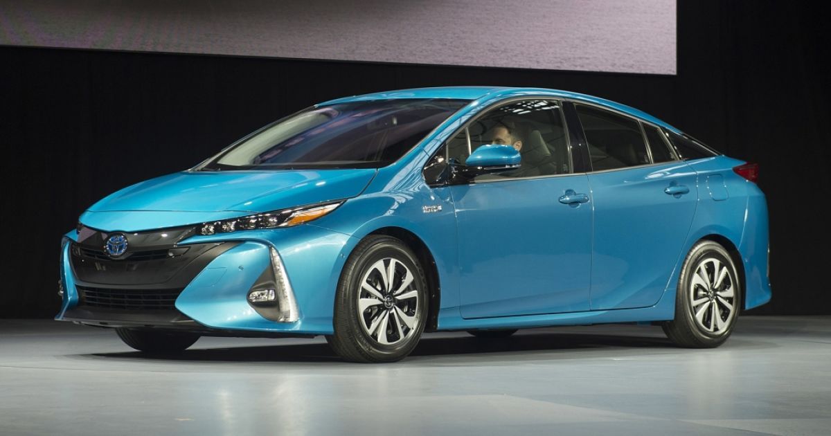 В Нью-Йорке состоялась премьера Toyota Prius нового поколения