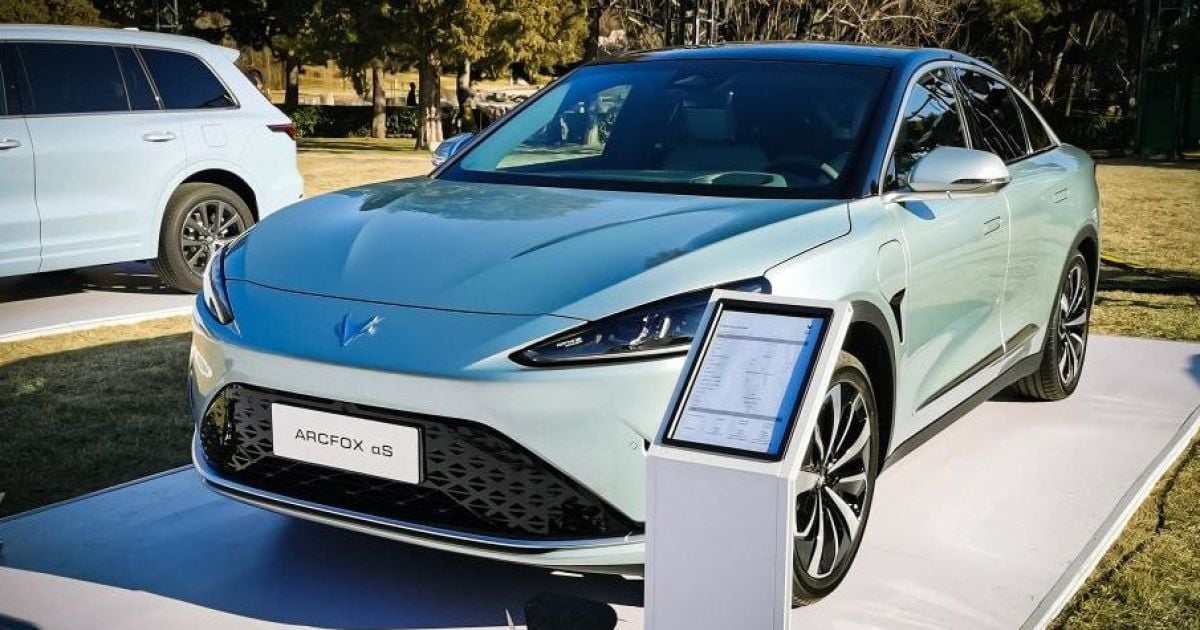 У Китаї представили конкурента Tesla із запасом ходу в понад 700 км