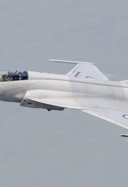 Пакистансько-китайський винищувач JF-17