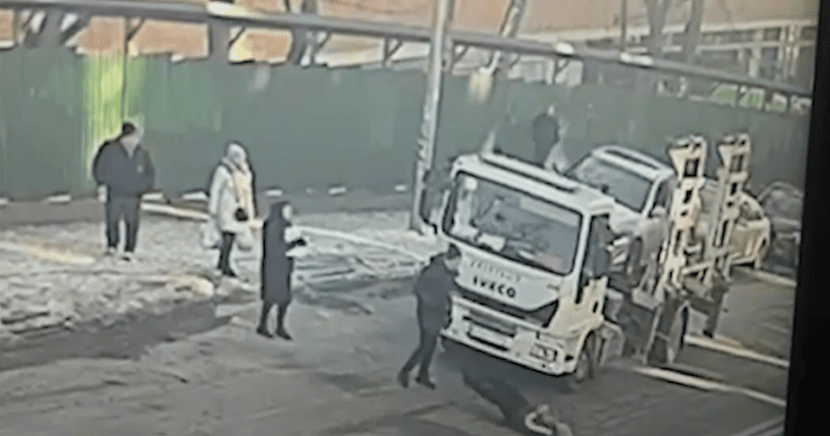 Евакуація авто закінчилась жорстокою бійкою в Києві