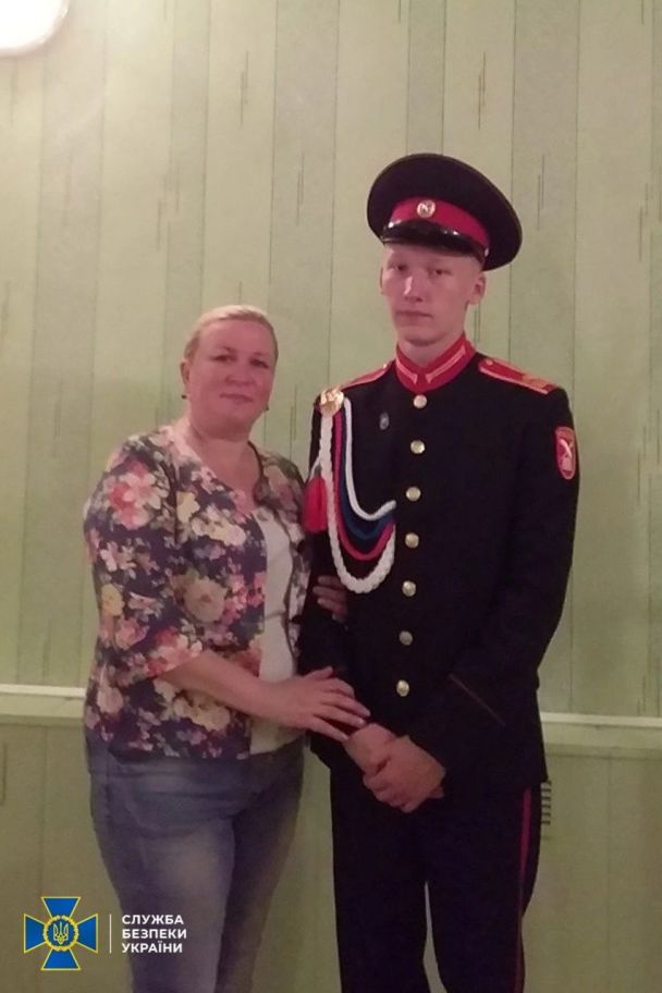 21-річний ґвалтівник українских жінок Булат Лєнарович Фассахов, солдат російської армії. На фото він, ймовірно, із мамою / © 