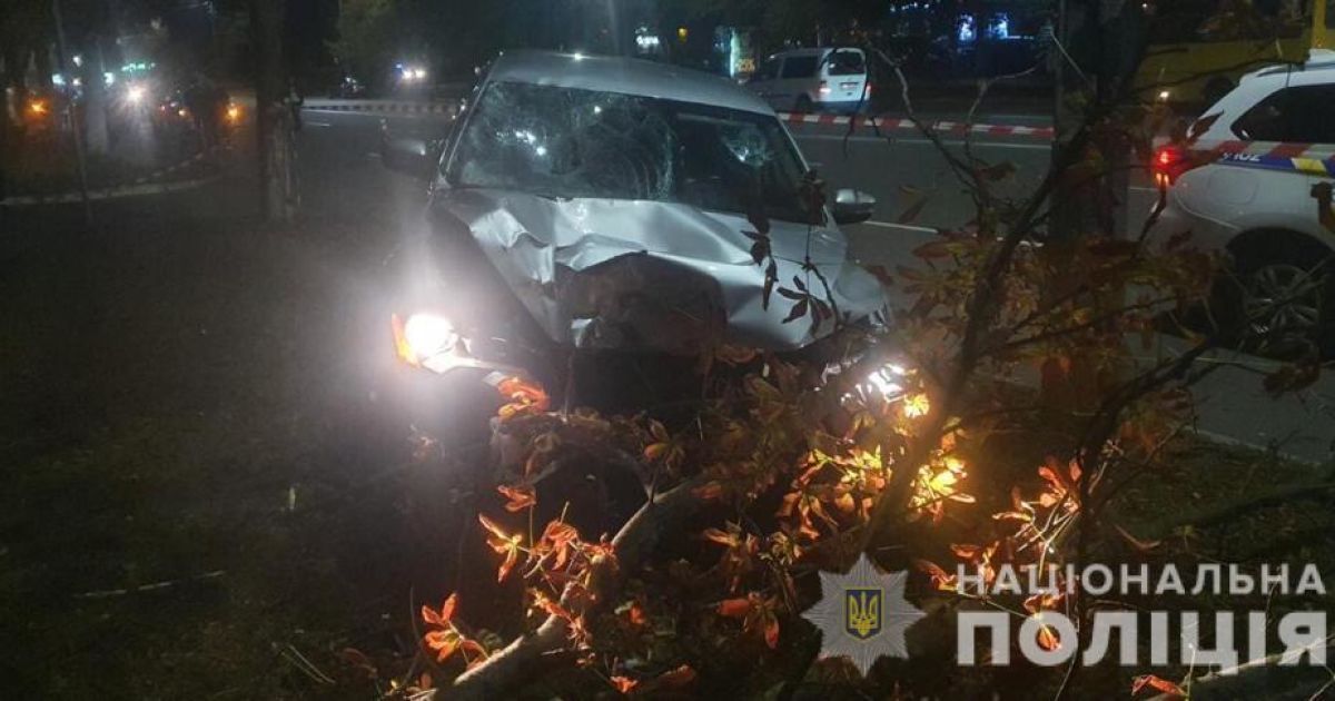 В Броварах пьяный полицейский на машине сбил мать с дочкой — одна из них умерла