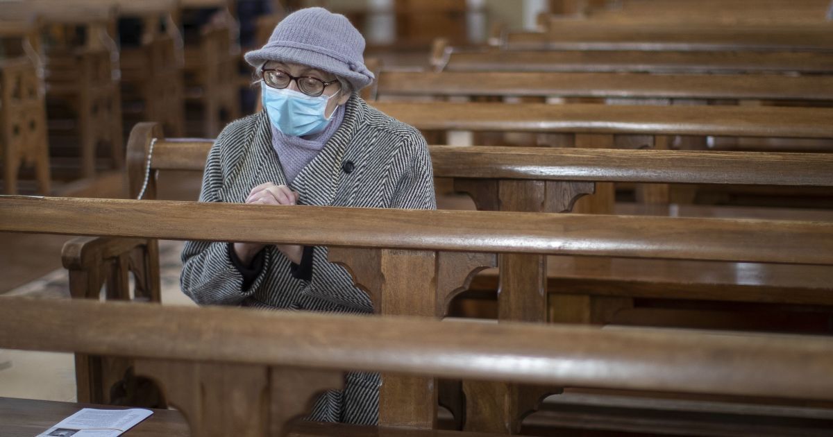 МОЗ оновило перелік карантинних зон: чотири регіони "червоні", десять - "помаранчеві"