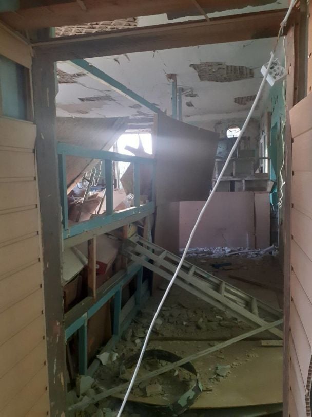 Уничтожено отделение Укрпочты в Константиновке Фото: Игорь Смелянский