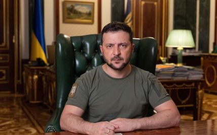 "Должны выдержать все и добыть в борьбе жизнь": Зеленский сообщил об атаках на мирные города и тяжелых боях на Донбассе