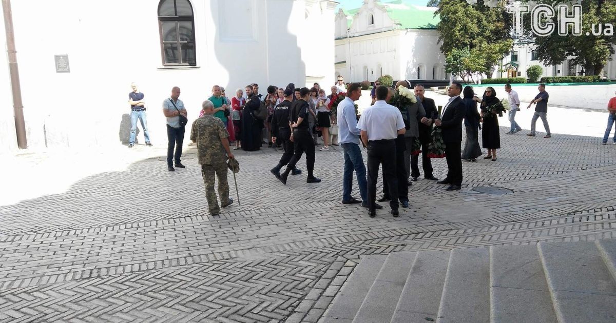 В Лавре прощаются с экс-депутатом Ириной Бережной / © Фото Дмитрия Святненко/ТСН