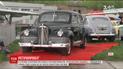 На территории Государственного музея авиации стартовал фестиваль ретро-автомобилей