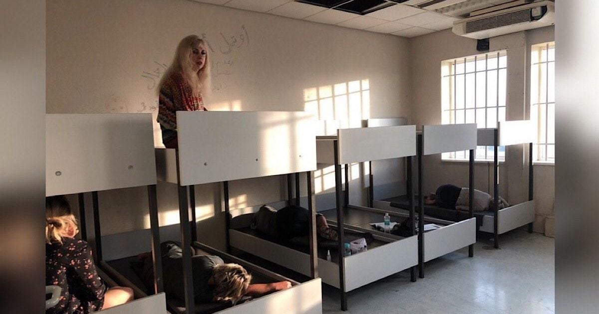 В аеропорту Афін затримали 17 українців, які прилетіли з Києва: їх помістили в ізолятор