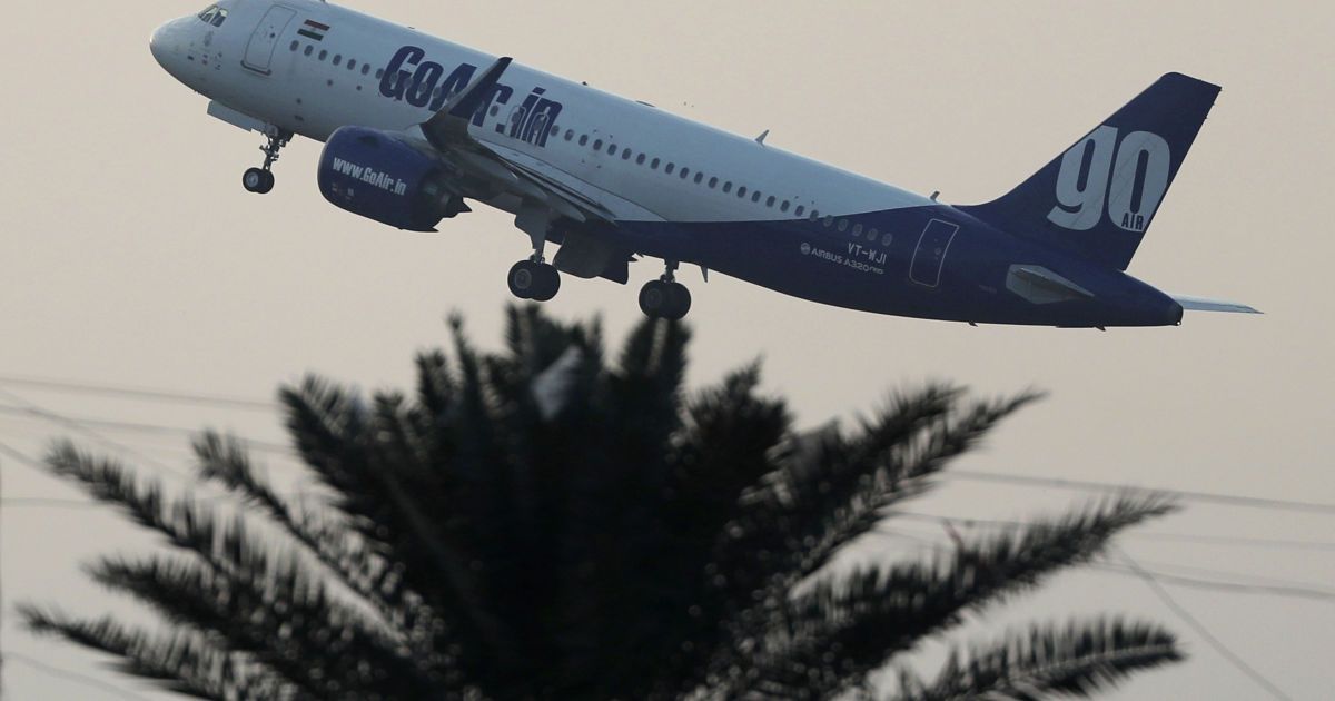 В Індії перед зльотом загорівся Airbus A320 з пасажирами. Очевидці зняли пожежу на відео