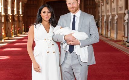 А вот и он: герцогиня Сассекская и принц Гарри показали первые фото новорожденного сына