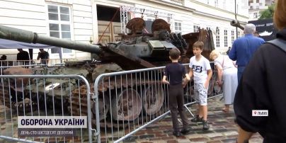 У центр Львова стягнули російські артустановки, танк, "Бук" та ракети