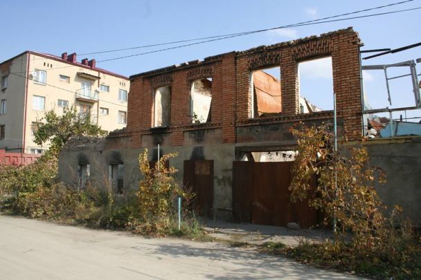 Разрушенные дома в городе / © Facebook.com/Аркадий Бабченко