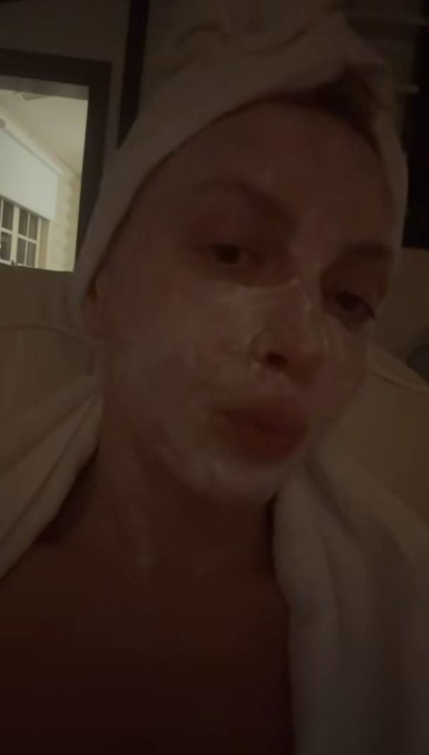 Оля Полякова у своєму заміському будинку / © instagram.com/polyakovamusic