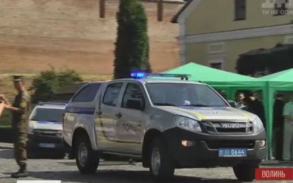 38 новеньких внедорожников получили волынские правоохранители от ЕС