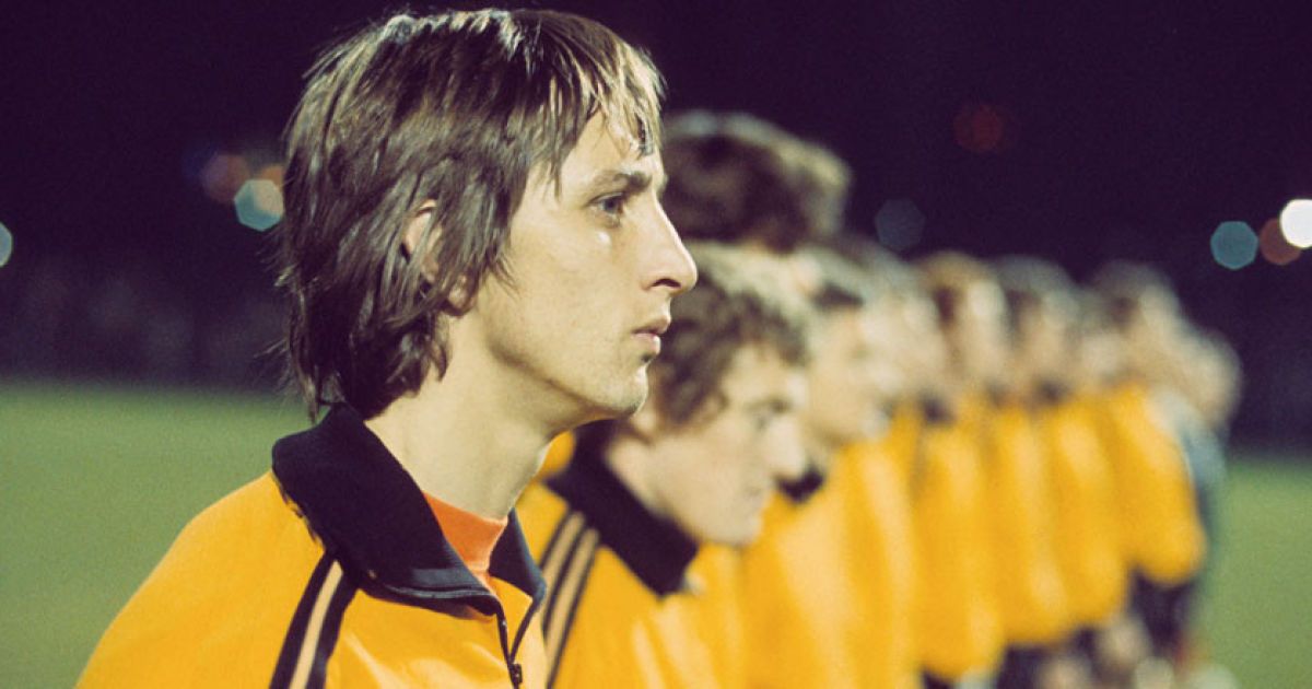 За Кройфом скорбят известные футболисты и тренеры.