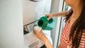 Куди заливати гель для прання