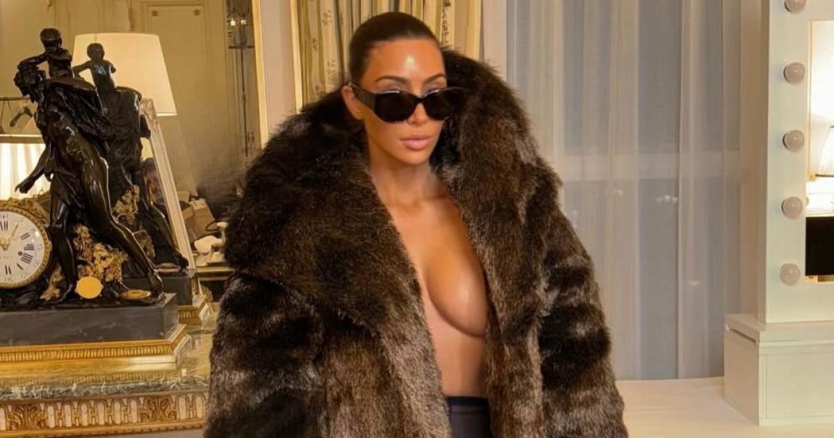 Сексуалды жалаңаш қыздар