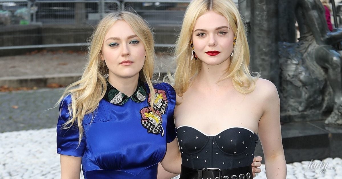 А все-таки они разные: сестры Фэннинг пришли вместе на показ Miu Miu