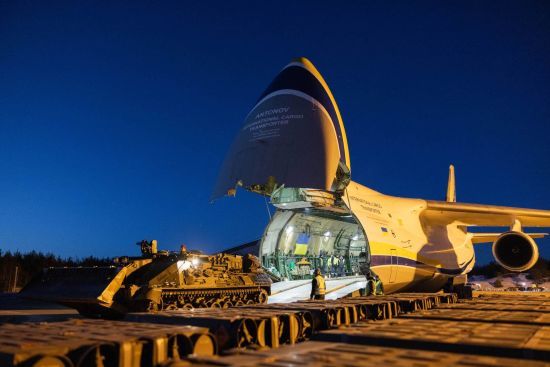 Норвегія уже відправила Україні вісім танків Leopard 2 та допоміжну зброю: фото