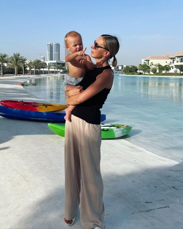 Василіса Фролова з сином / © instagram.com/vasyafrolova
