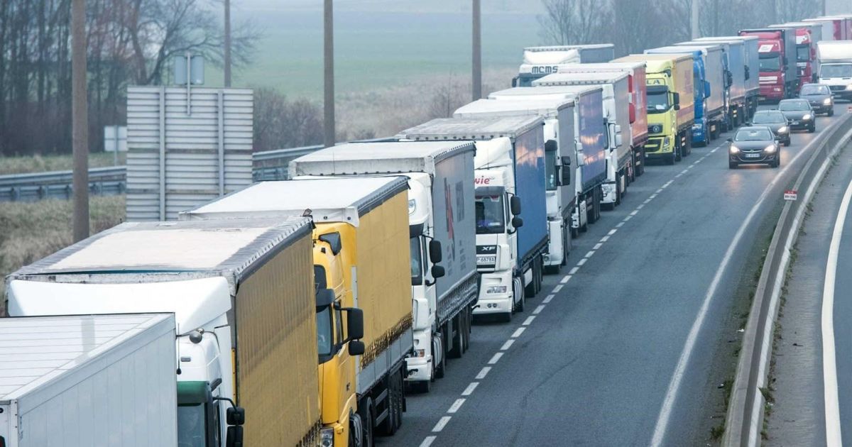 "Велике будівництво" Зеленського запустило цілу серію змін в Укртрансбезпеці – політолог