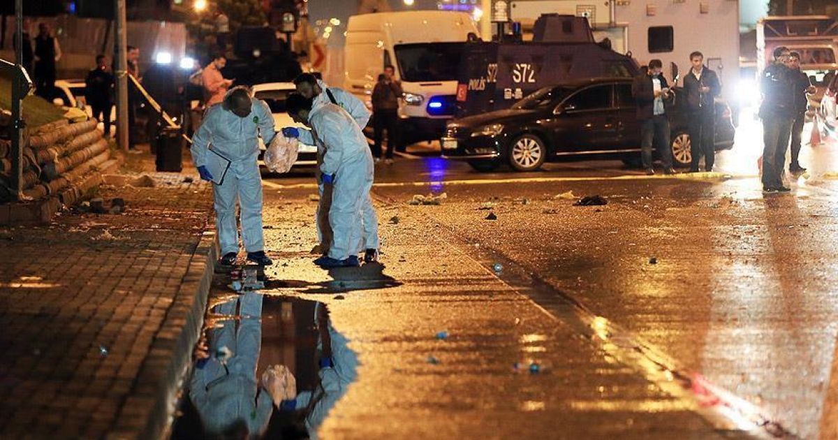 В Стамбуле прогремел взрыв. Есть раненые