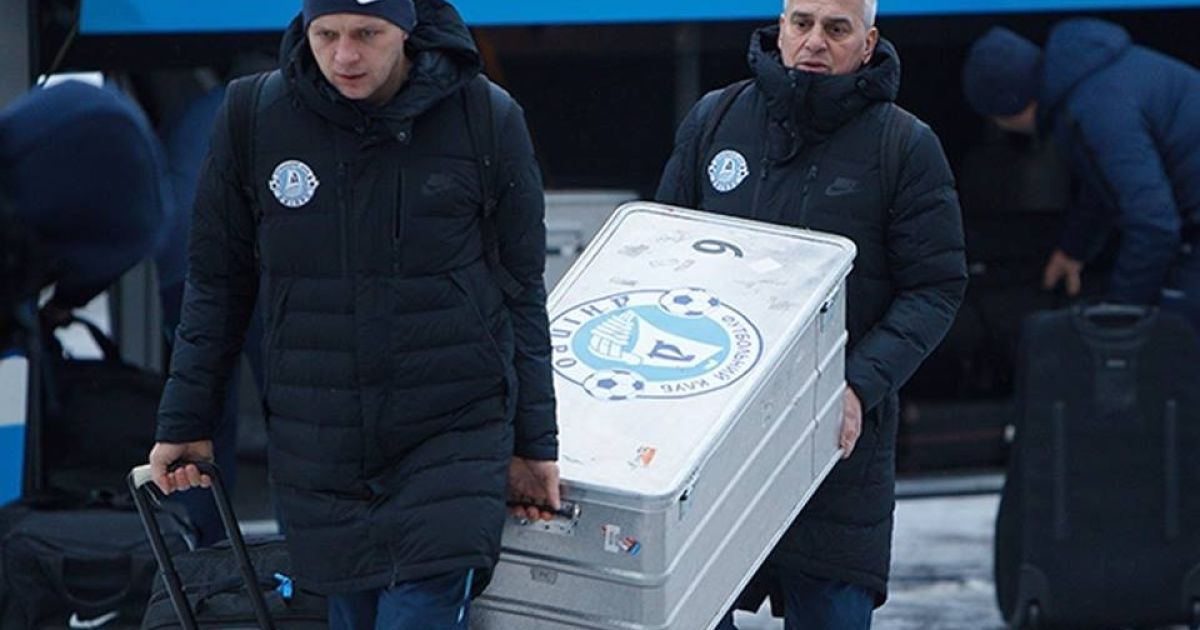 "Дніпро" полетів на підготовчі збори до Туреччини. / © ФК Дніпро