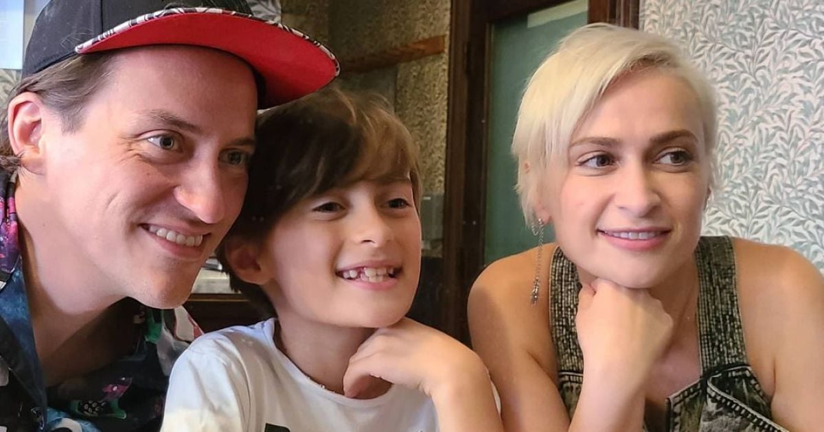 Галина Гатчінс з чоловіком та сином