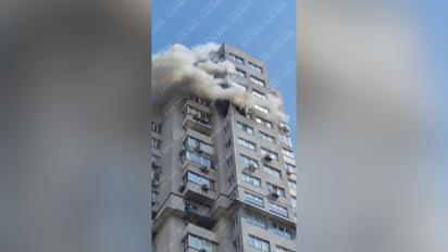 У Києві спалахнула пожежа у багатоповерхівці