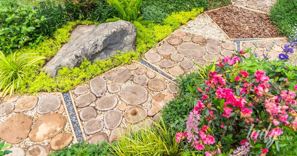 Як перетворити старе дерево на стильну садову доріжку