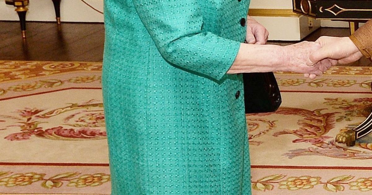 Королева Елизавета II