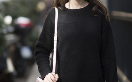 Без макияжа и без юбки: Бьянка Балти в странном наряде прошлась по улицам Милана