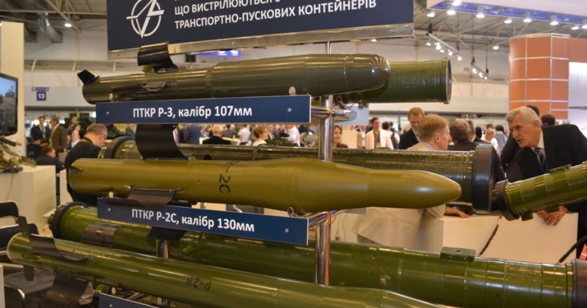 Много образцов техники, которая представлена на выставке, уже прошли испытания в зоне АТО / © mil.gov.ua