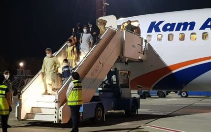Аэропорт закрыли: самолет с украинцами стал последним, кто смог вылететь из Афганистана
