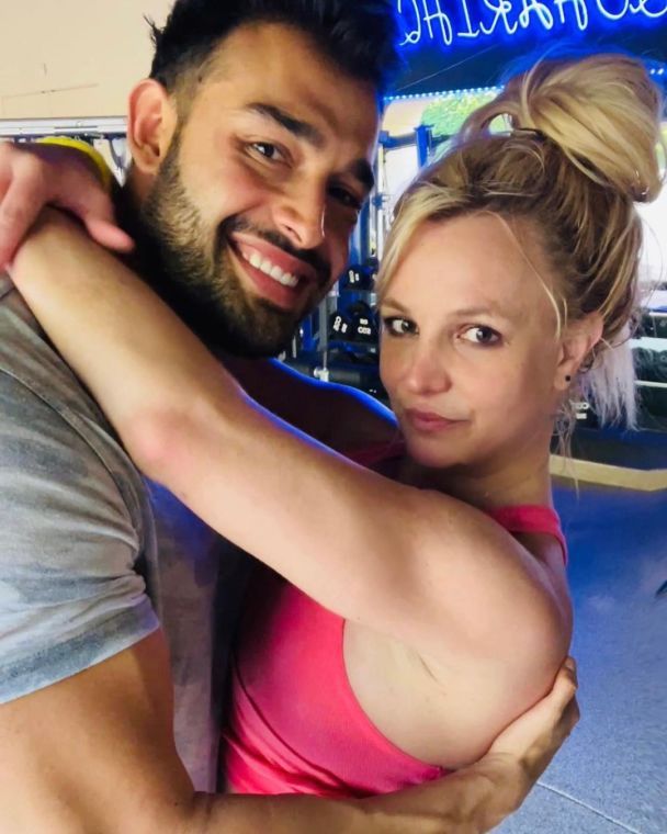 Брітні Спірс з чоловіком / © instagram.com/britneyspears