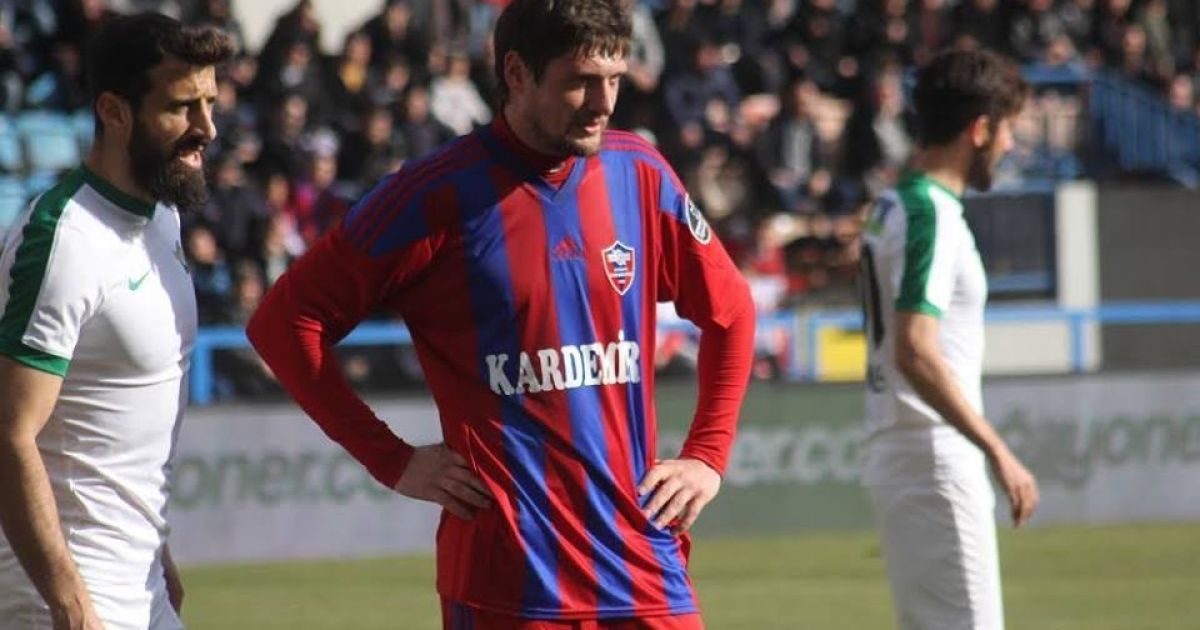 Селезньов показав, як релаксує після першої перемоги у Туреччині