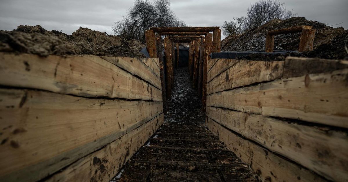 Будівництво фортифікаційних споруд на Сумщині. Фото: Міноборони