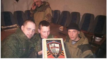 російські військові в донецьку_4 / © InformNapalm