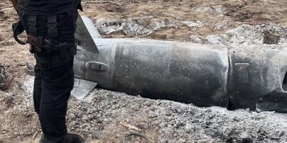 В Киевской области обнаружили части сбитой ракеты: есть разрушения инфраструктуры (фото)